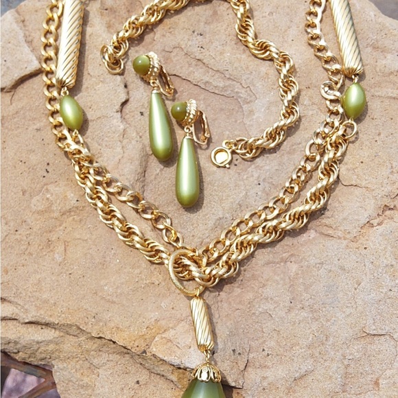 Vintage Sarah Coventry Moonglow Long Necklace and Clip on Earrings - Picture 1 of 15